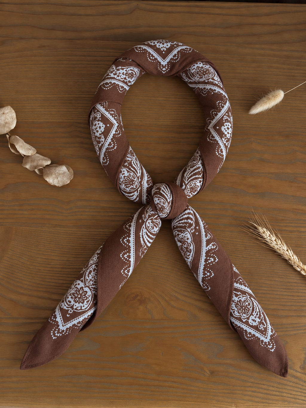Foulard marron doux