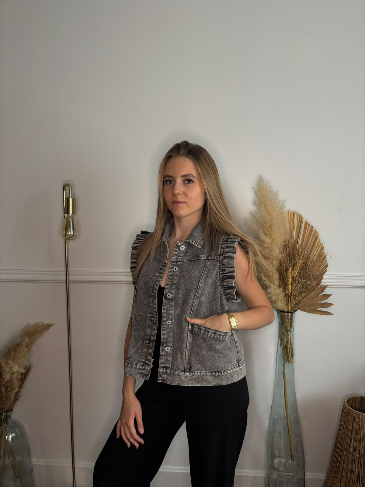 Veste en jean grise sans manches