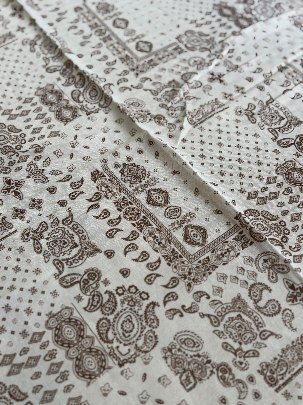 Foulard imprimé blanc