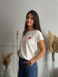 T-shirt blanc coeur rouge